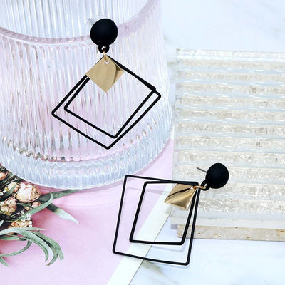 Metal Geometric Dangle